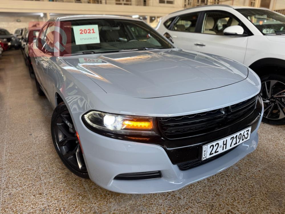 https://cdn.iqcars.ioimage_picker_CEFF1E34-EB08-44E6-9378-1E9A61724B53-16357-00000917C0C1F0CD_out.jpg